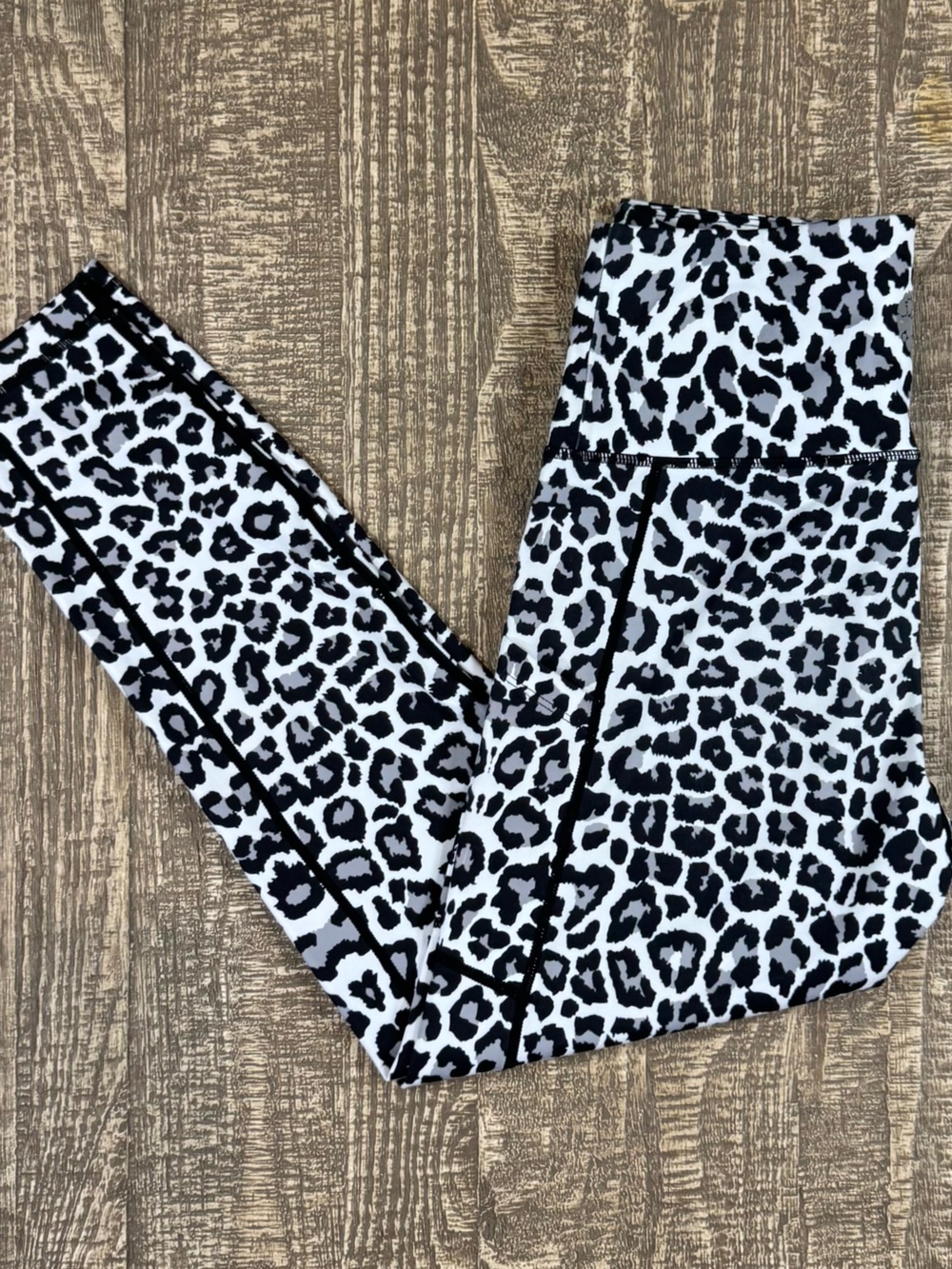 Black & White Leopard Print Love Her Leggings